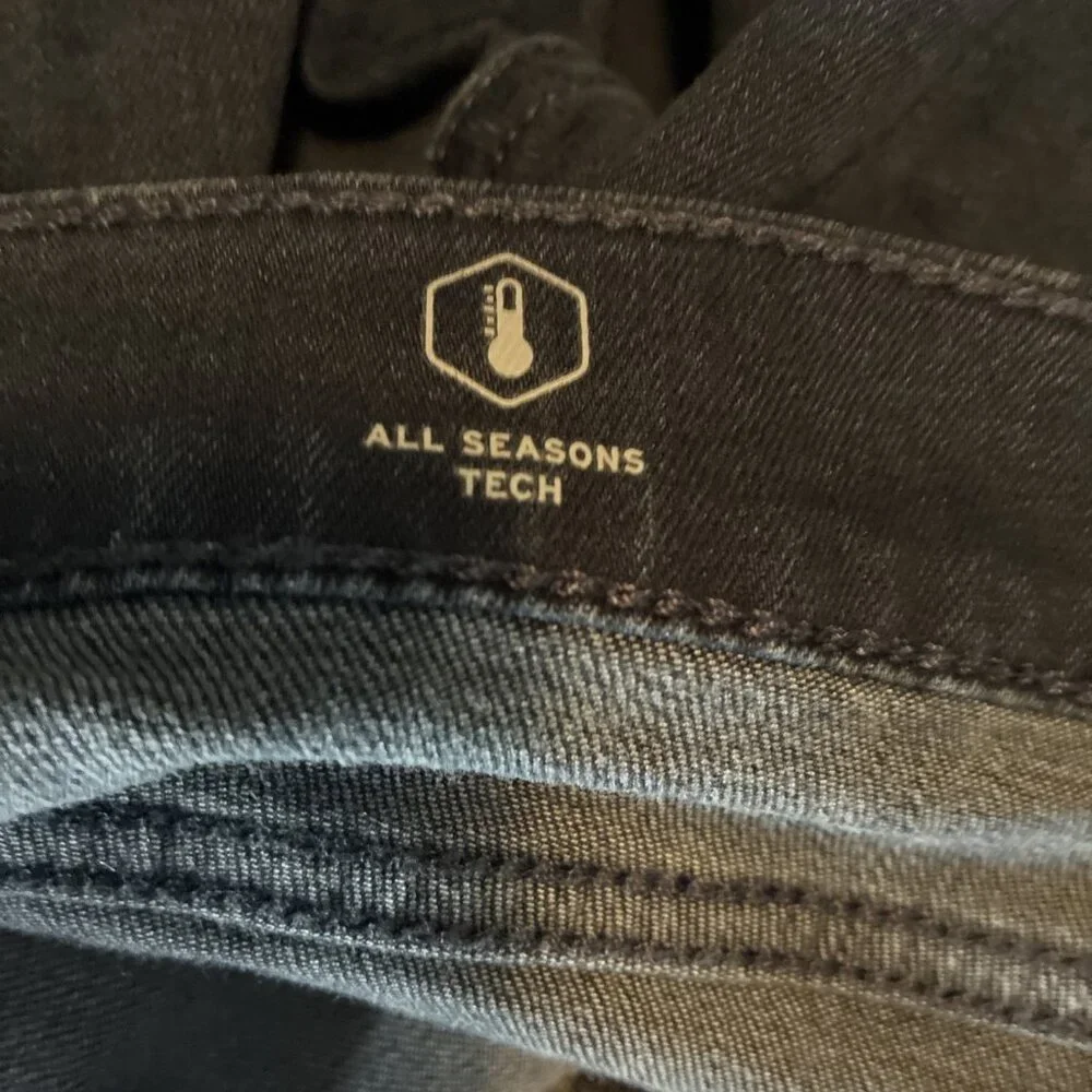 Levis Mens 34x32 Straight Leg Jeans Dark Wash Waterless Denim